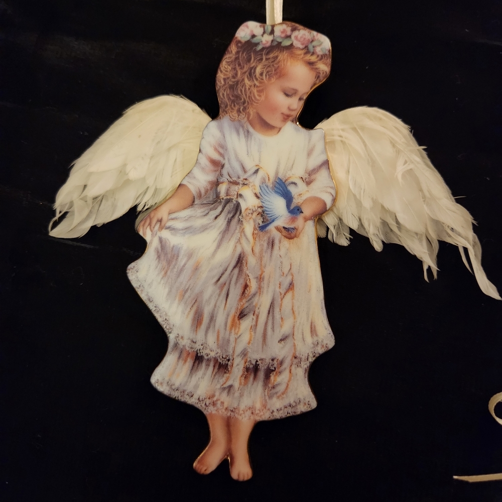 Bradford Exchange Heaven's Little Angels Christmas Ornaments Set of 3 Ornaments - Picture 2 of 11